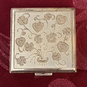 Vintage Majestic mirror compact in silver tone